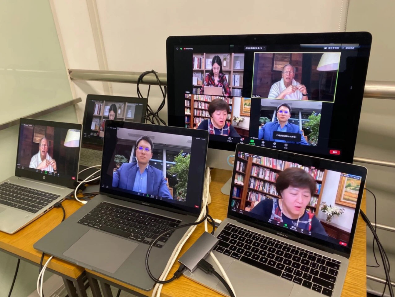 方希：书是冷界面，需要热启动