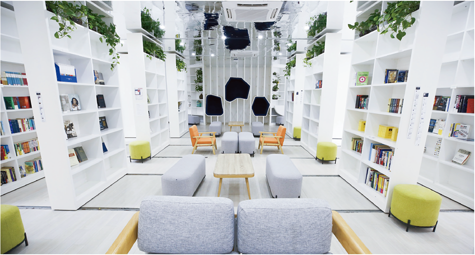 「一个书店」：  不靠卖书盈利的会员制社区书店