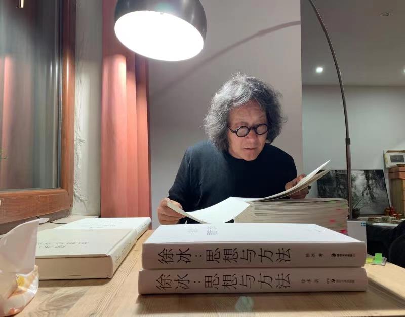 从《徐冰木刻小品》到《徐冰：思想与方法》