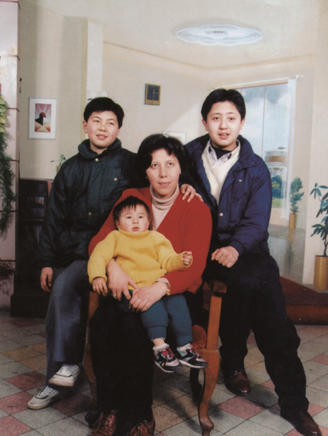 三孩政策来了！看犹太妈妈如何面对三个孩子的养育问题