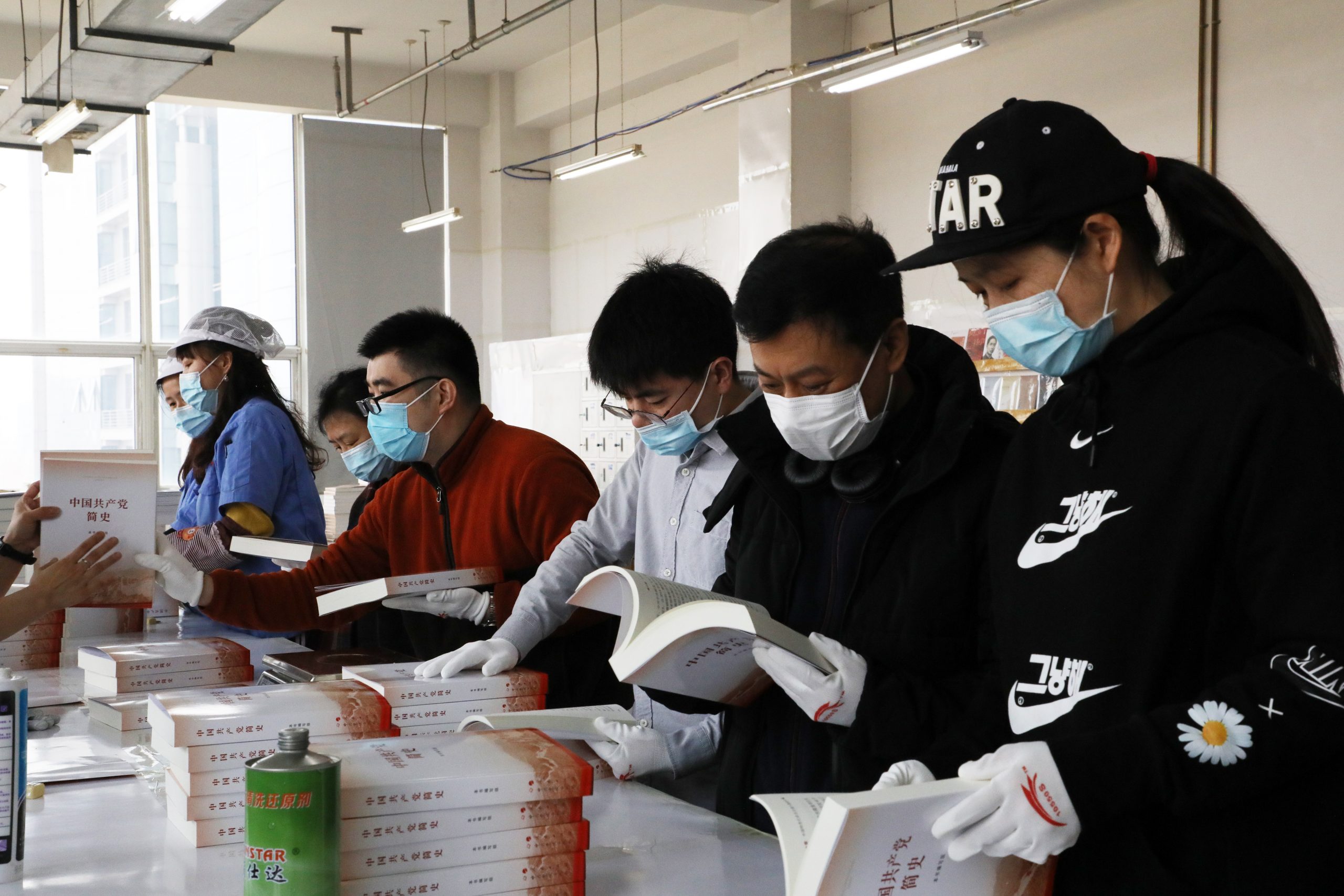 人民社：与党同龄，与时代同呼吸