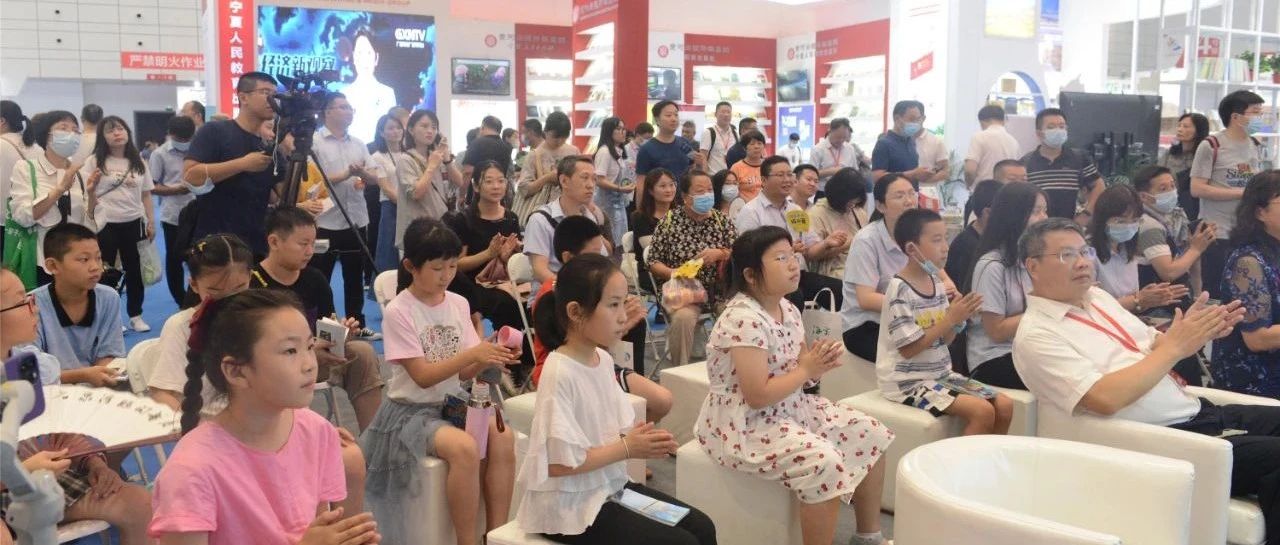 色彩中的故事：王勇英原创油画绘本亮相全国书博会