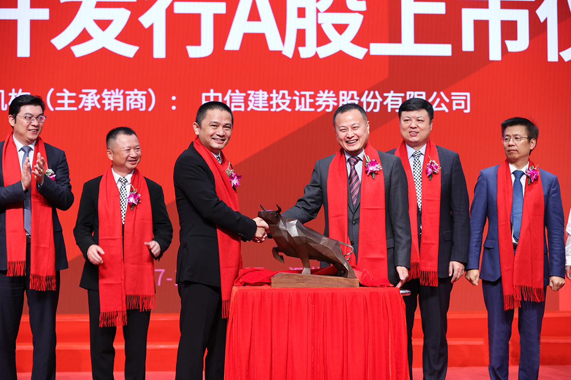 读客上市，这家民营图书公司为何如此独特？