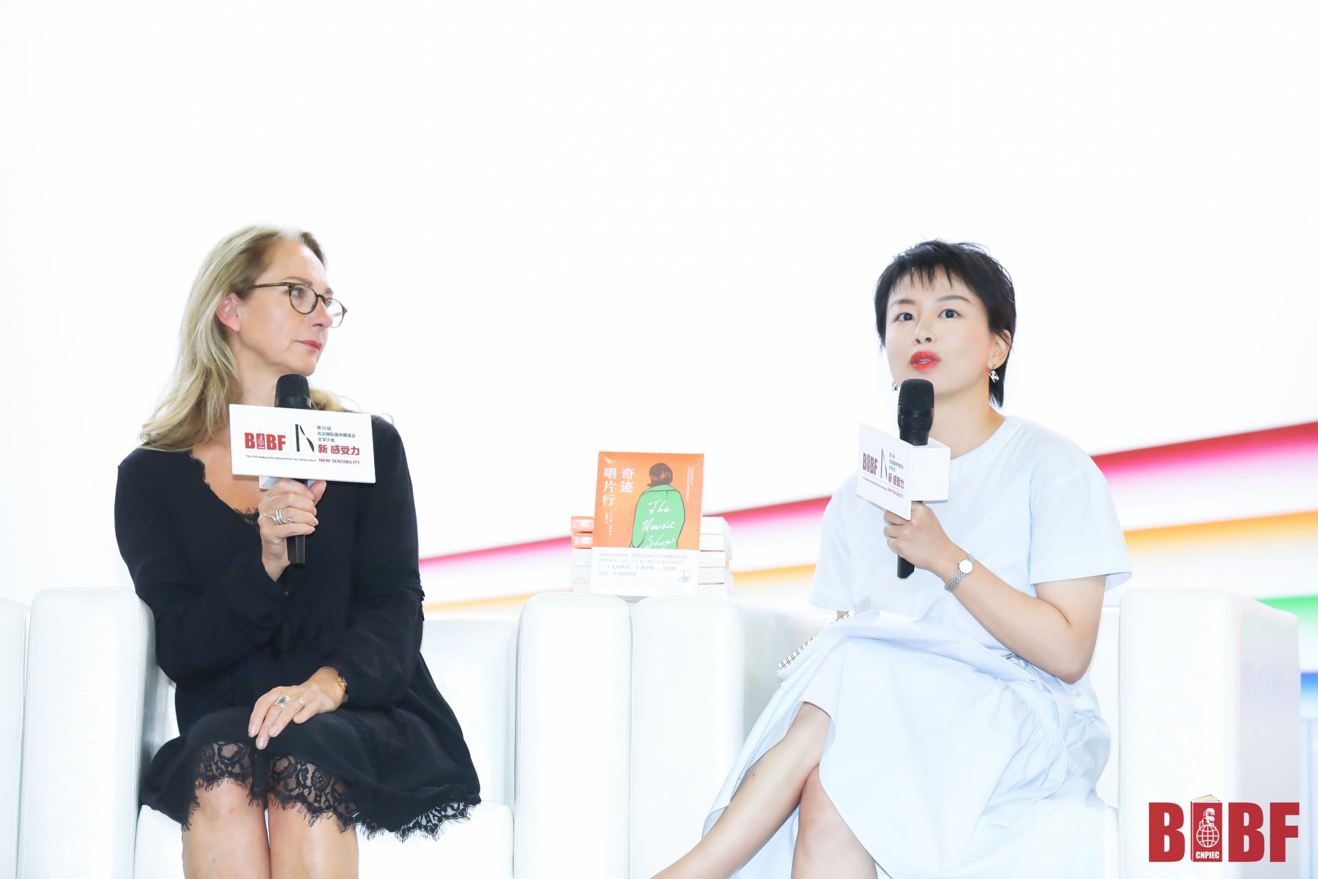 倾听音乐，更重要的是要倾听彼此——蕾秋·乔伊斯的跨越之旅