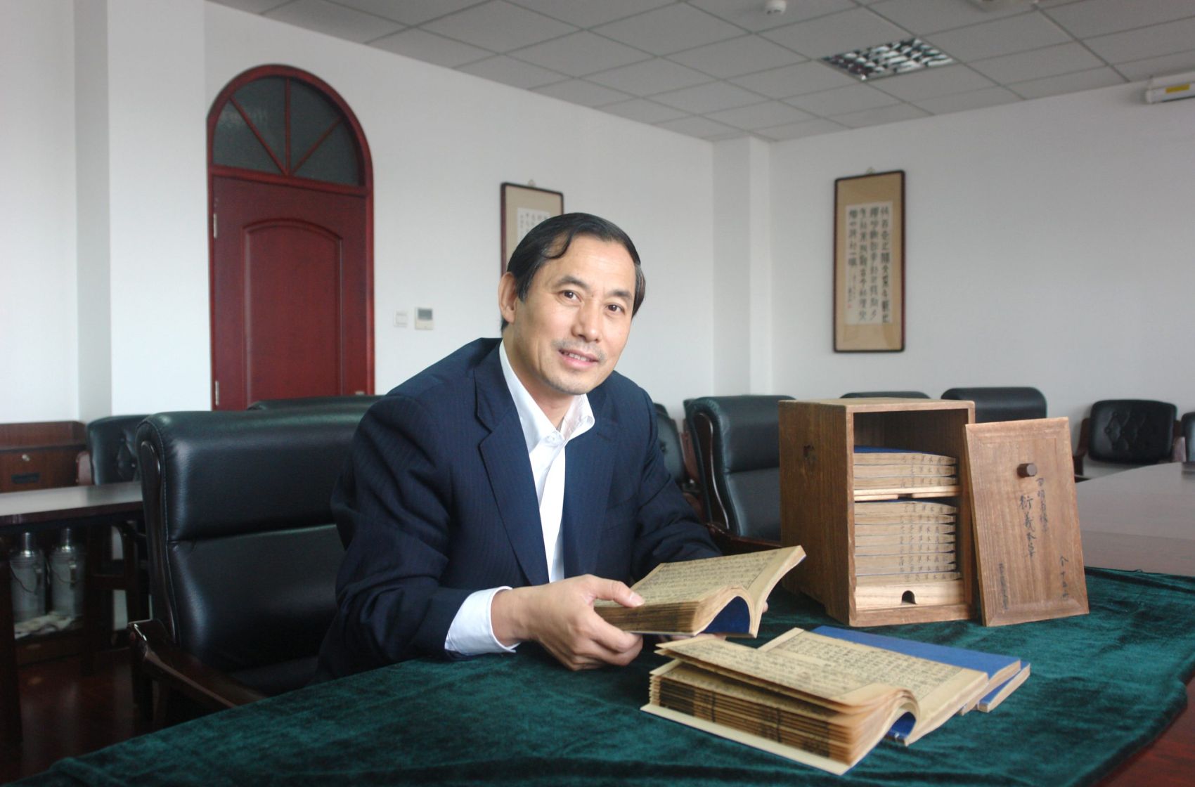 中国书店的65年与于华刚的41年