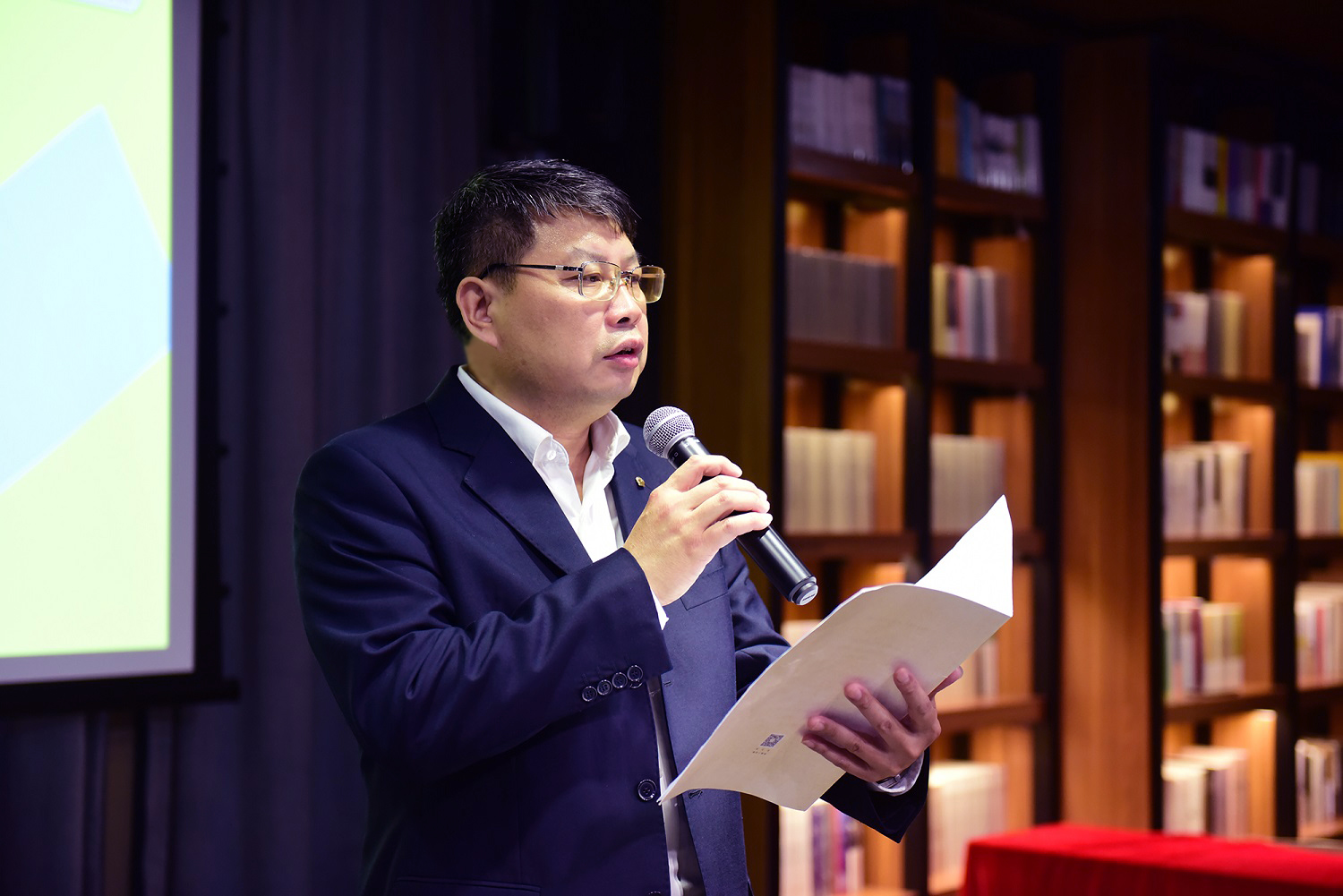 广西师大出版社的崛起之路