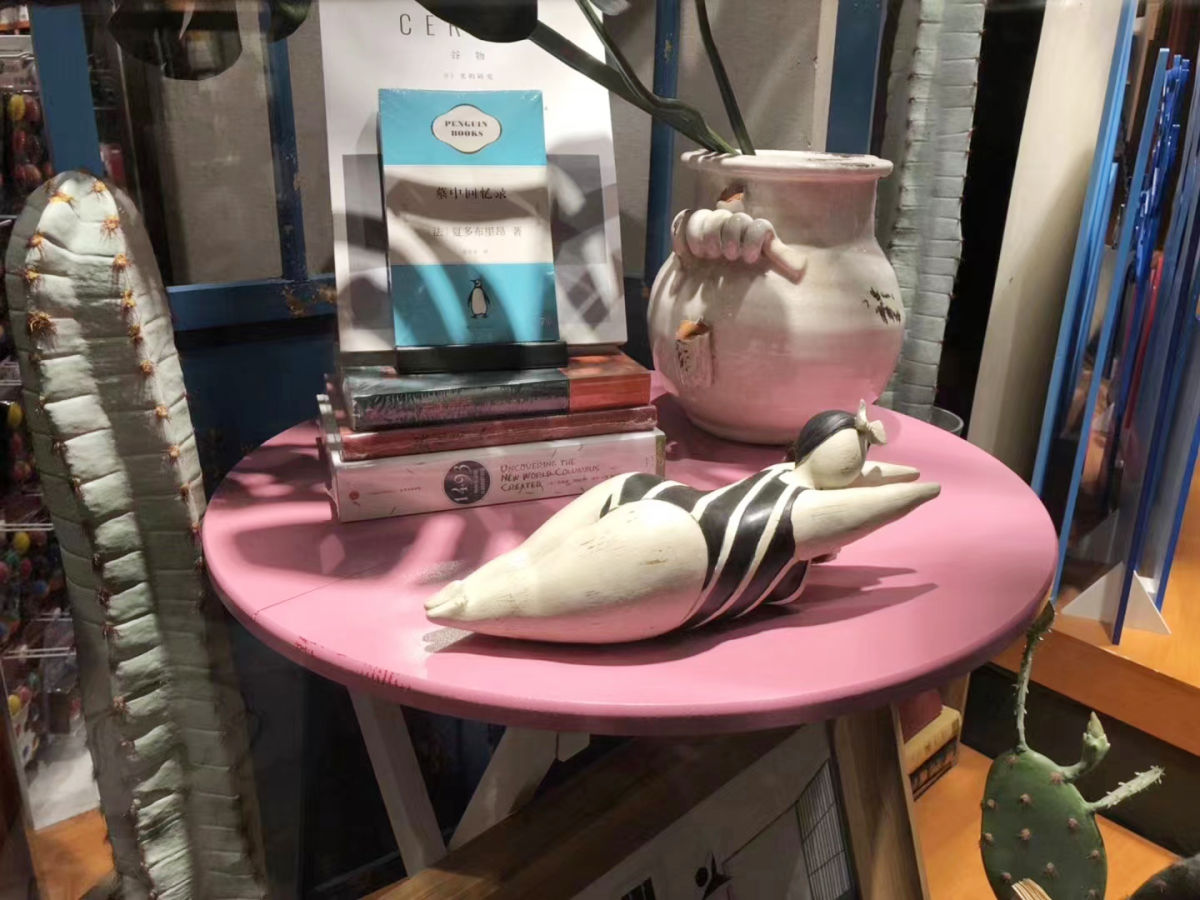 5年内被两家书店“优化”，我依然选择留在书店