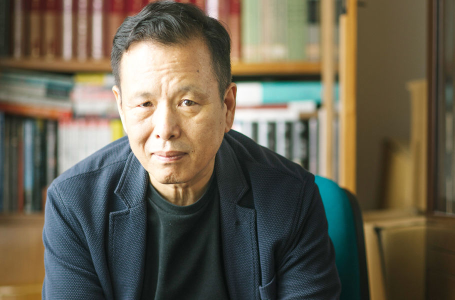 对话李敬泽： 铸就文艺高峰，是作协和出版界共同的使命