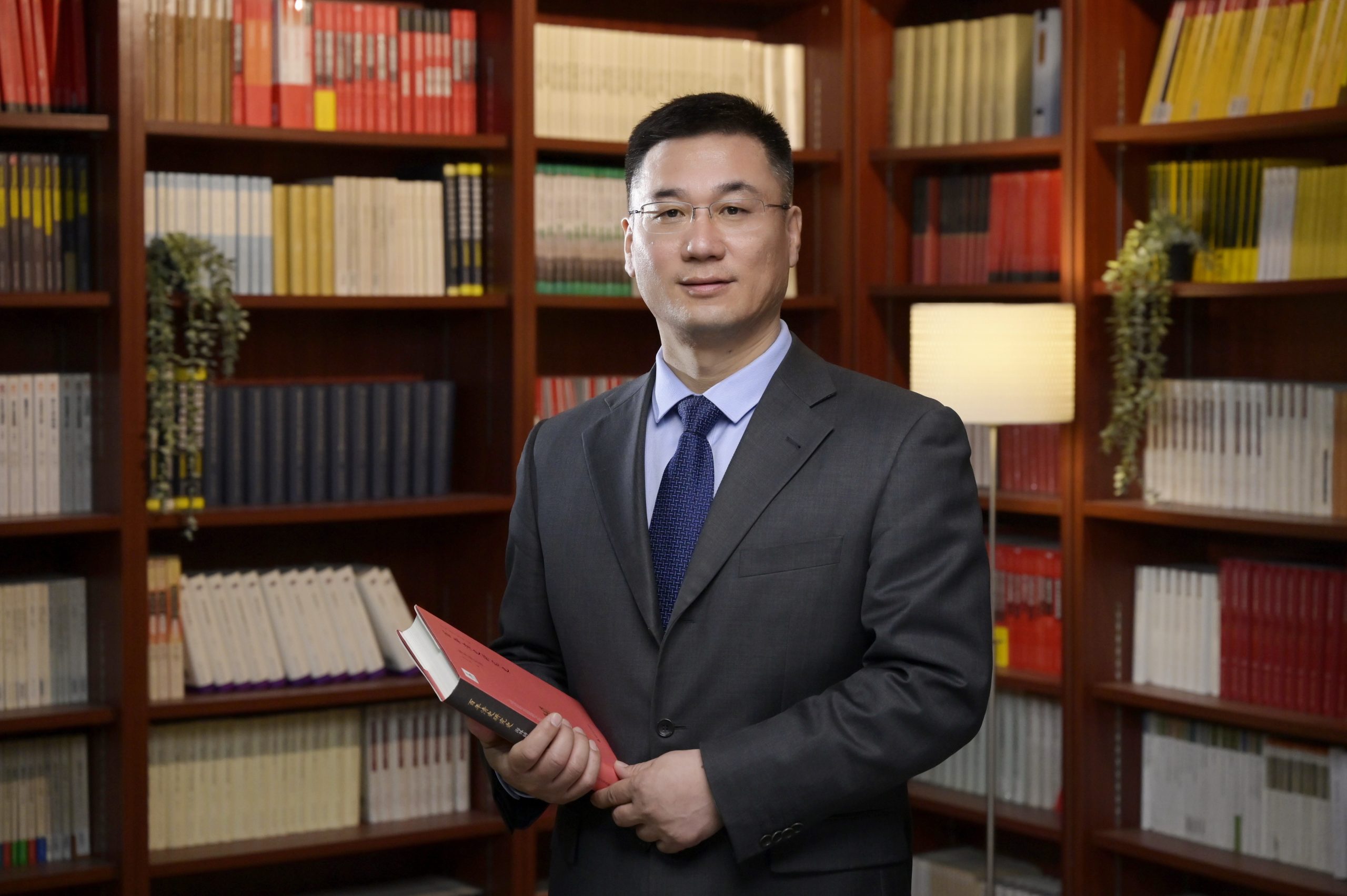 深刻理解党的二十大精神 推进大学出版社高质量发展