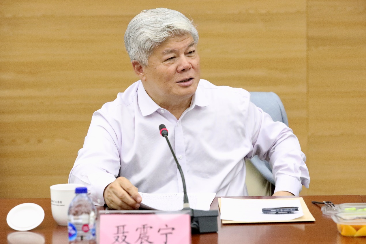 聂震宁首部长篇小说《书生行》研讨会在京召开，一部青春、理想和爱的诚挚之作