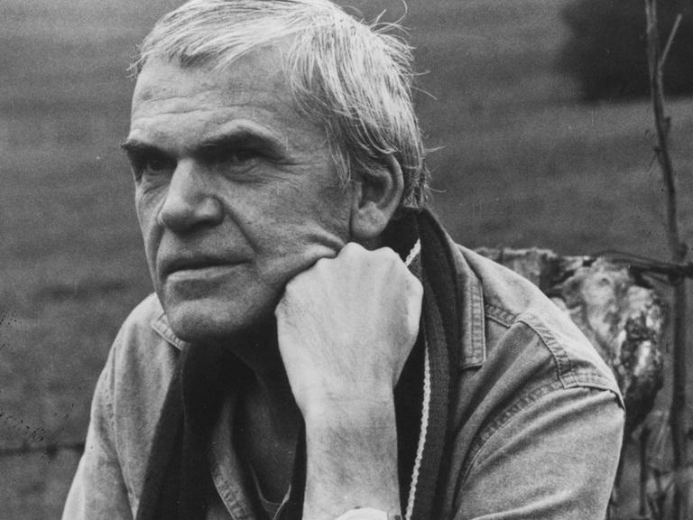 米兰昆德拉、不能承受的生命之轻进入当当网热搜前十