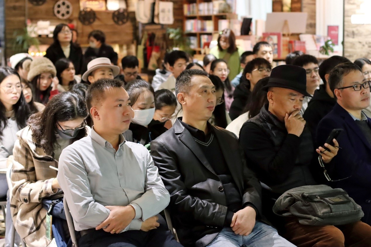 在文学中寻找历史的细节：古诗十九首与东汉世相