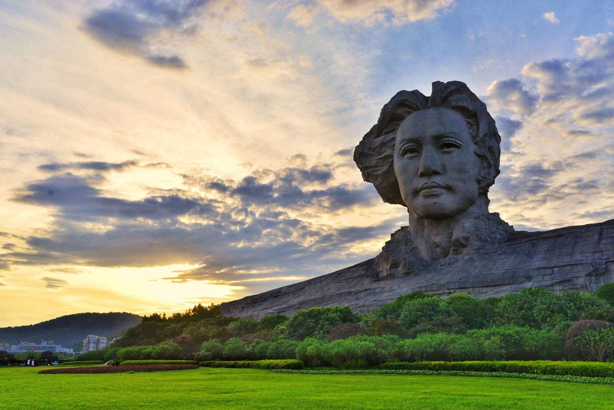 体验伟人著作的新时代思想文化价值与魅力