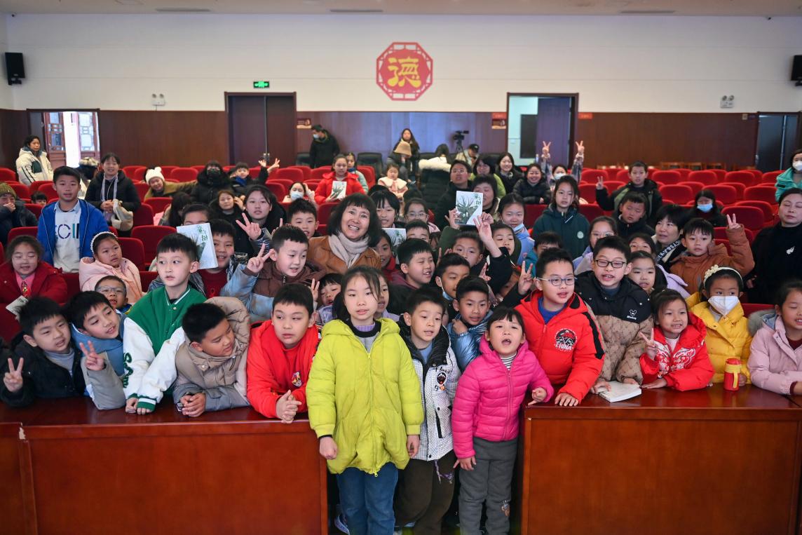 “绿色童年 绿色奇迹”——著名儿童文学作家保冬妮读者见面会在南昌开展