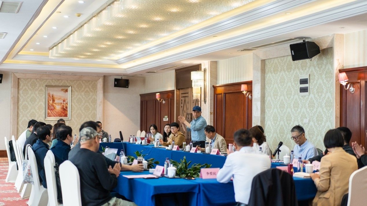 海飞长篇小说《大世界》研讨会在宁波镇海顺利举行