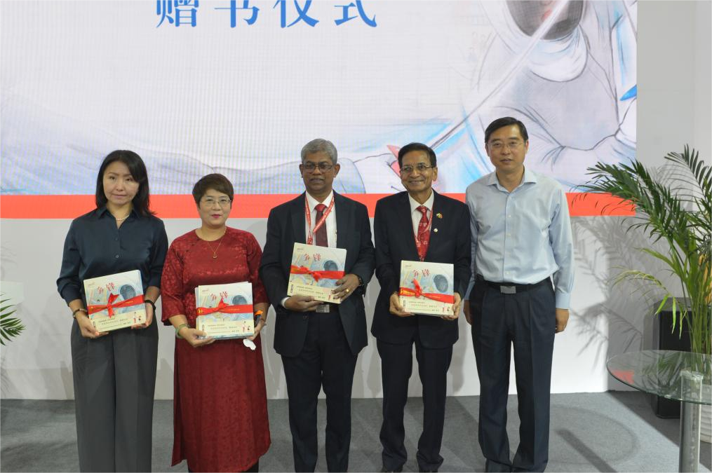 以体育为媒，促文明交流——苏少社“闪光少年”体育绘本系列新书发布暨海外推广会成功举办