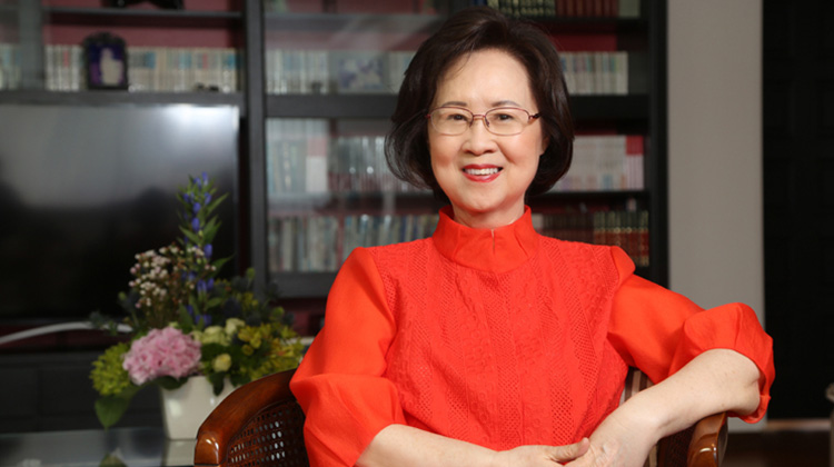 琼瑶封笔之作《梅花英雄梦》由作家社出版！一部耗时7年的极致之作