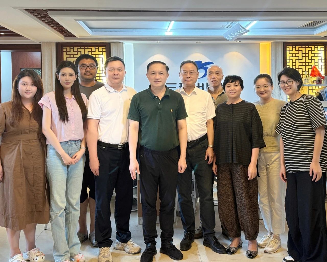 海南省出版发行集团党委书记、董事长吴斌调研三环出版社南昌运营中心