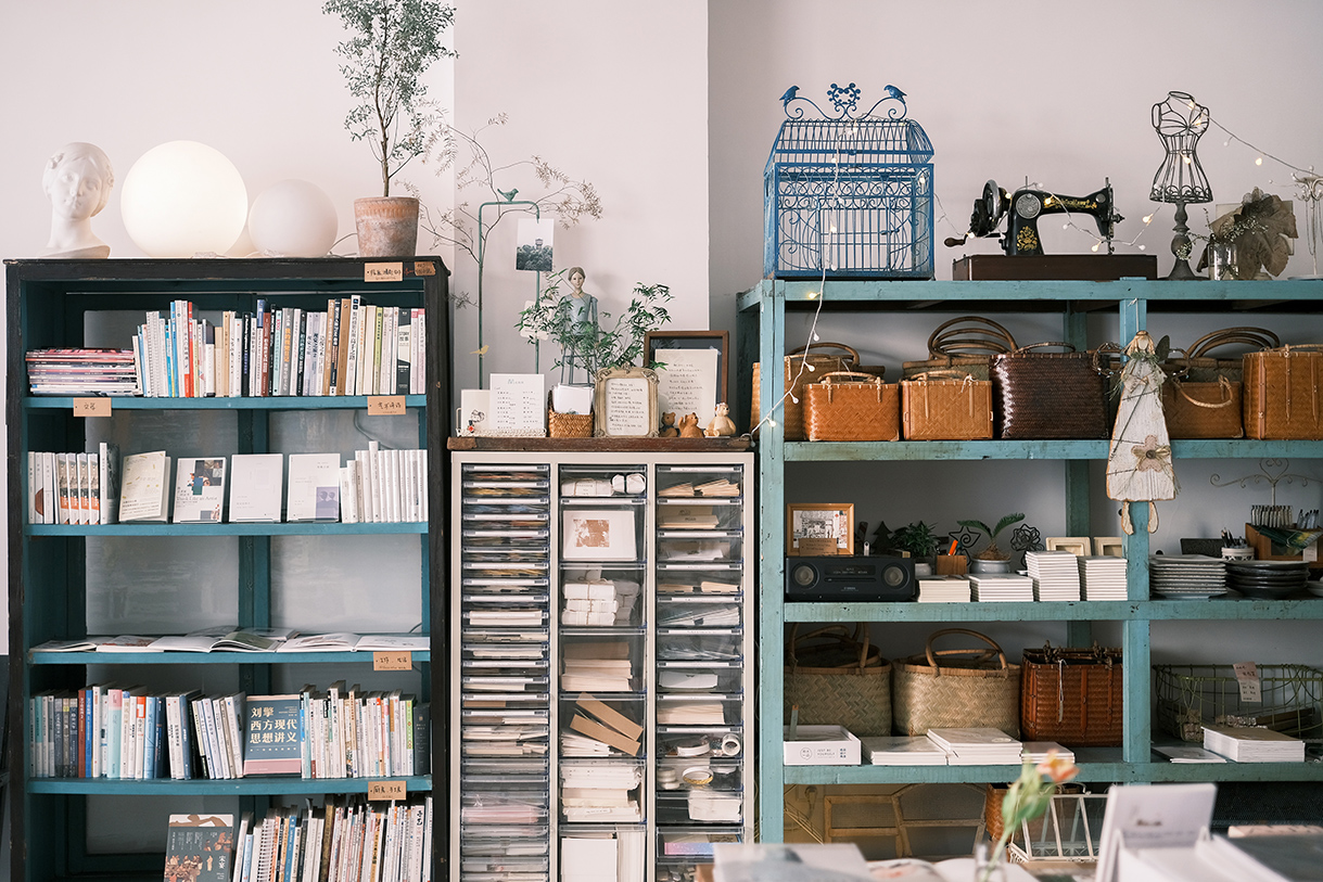 00后开书店，是个好路子吗