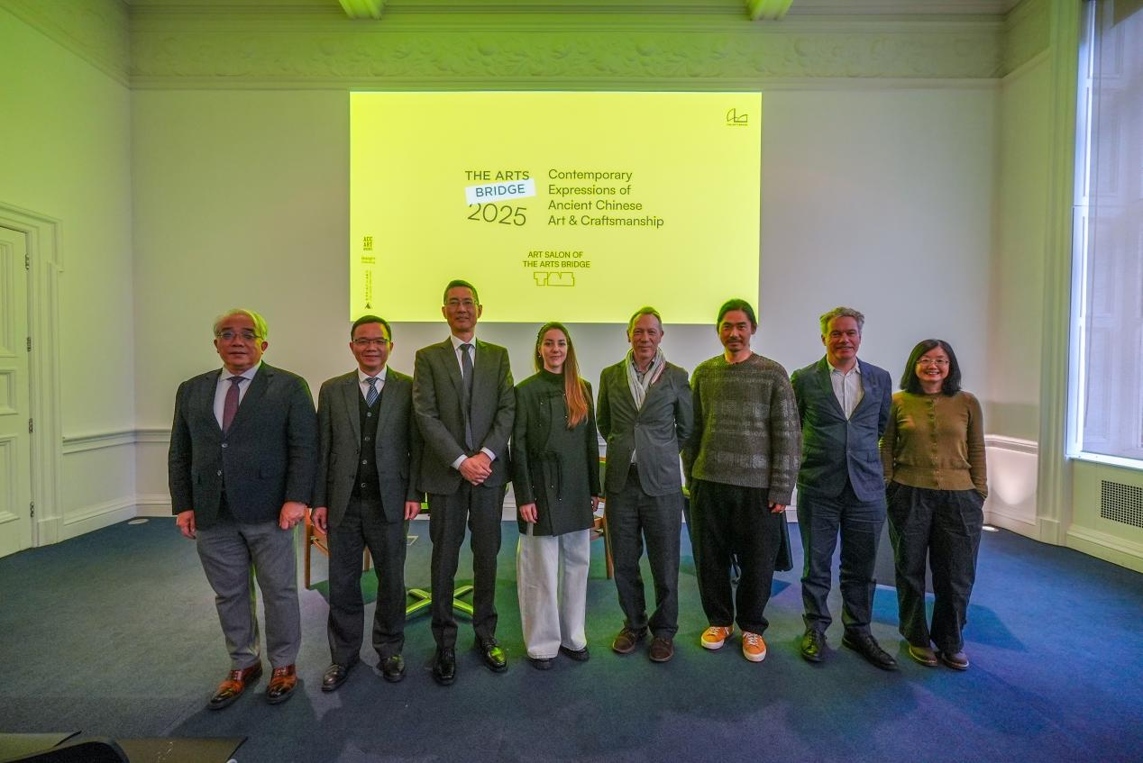 “艺术之桥”精彩亮相伦敦书展，架设文明交流互鉴之桥