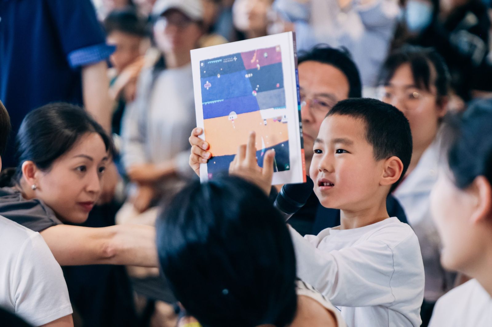 绘本大师五味太郎携新作《我是船》来华特别对谈