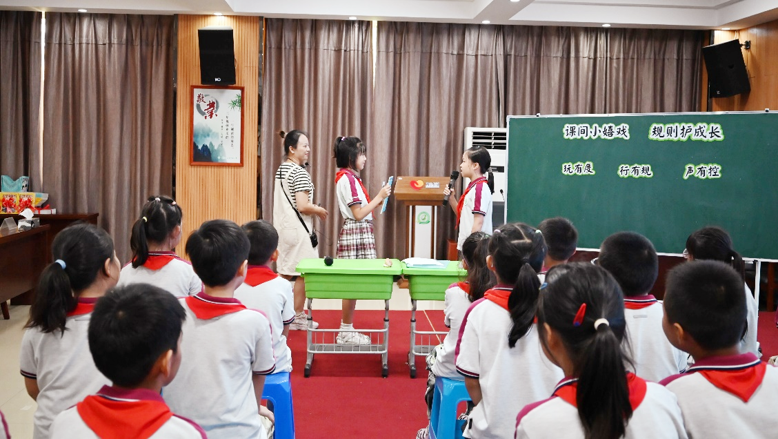 江苏省公共安全通识读物《安全教育伴我行》系列丛书正式发布