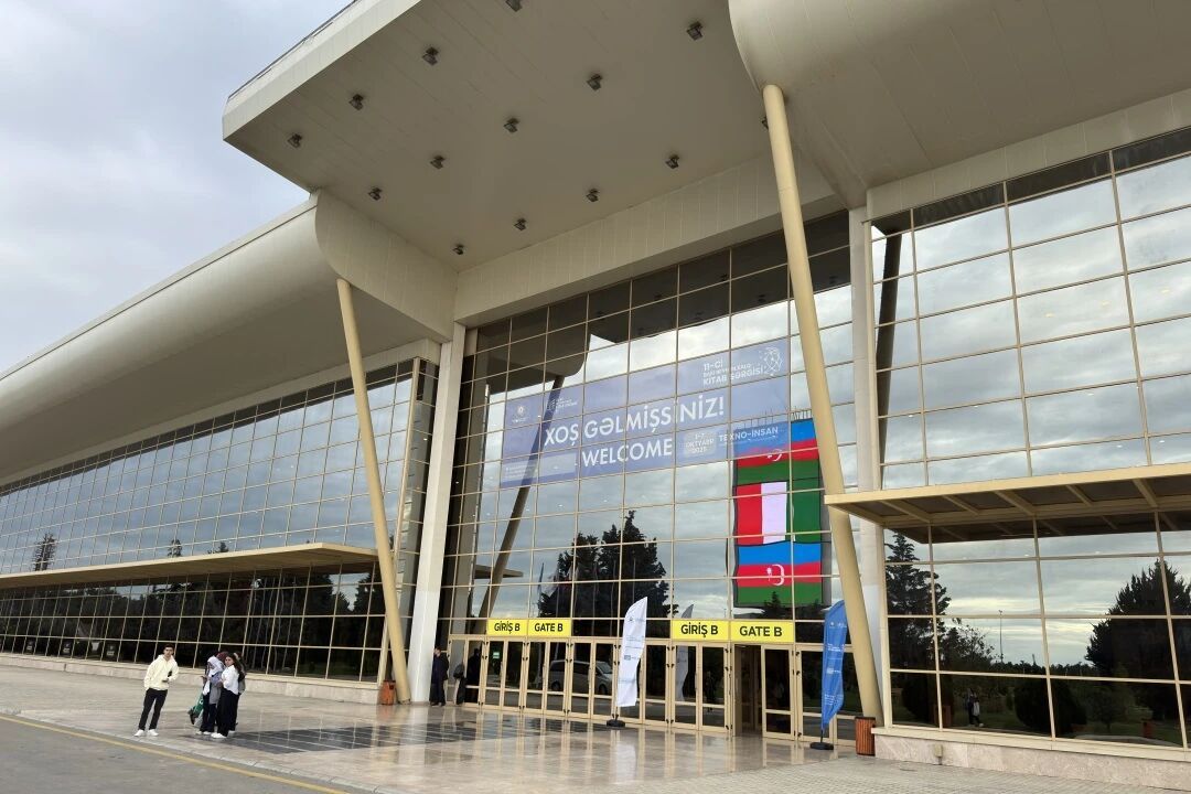 书香传巴库，万里共明月——中国图书亮相2025年巴库国际书展