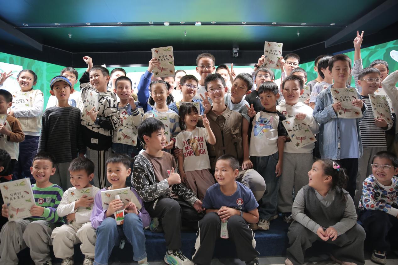 探秘奇趣虫林，聆听四季虫鸣——《好样的昆虫笔记》读者见面会于福州安泰图书城成功举办