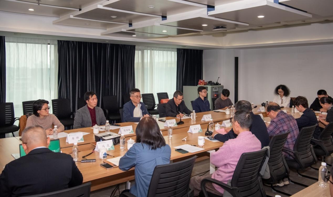 《何香凝美术馆馆藏何香凝书画作品全集》出版座谈会在广西师范大学出版社举办