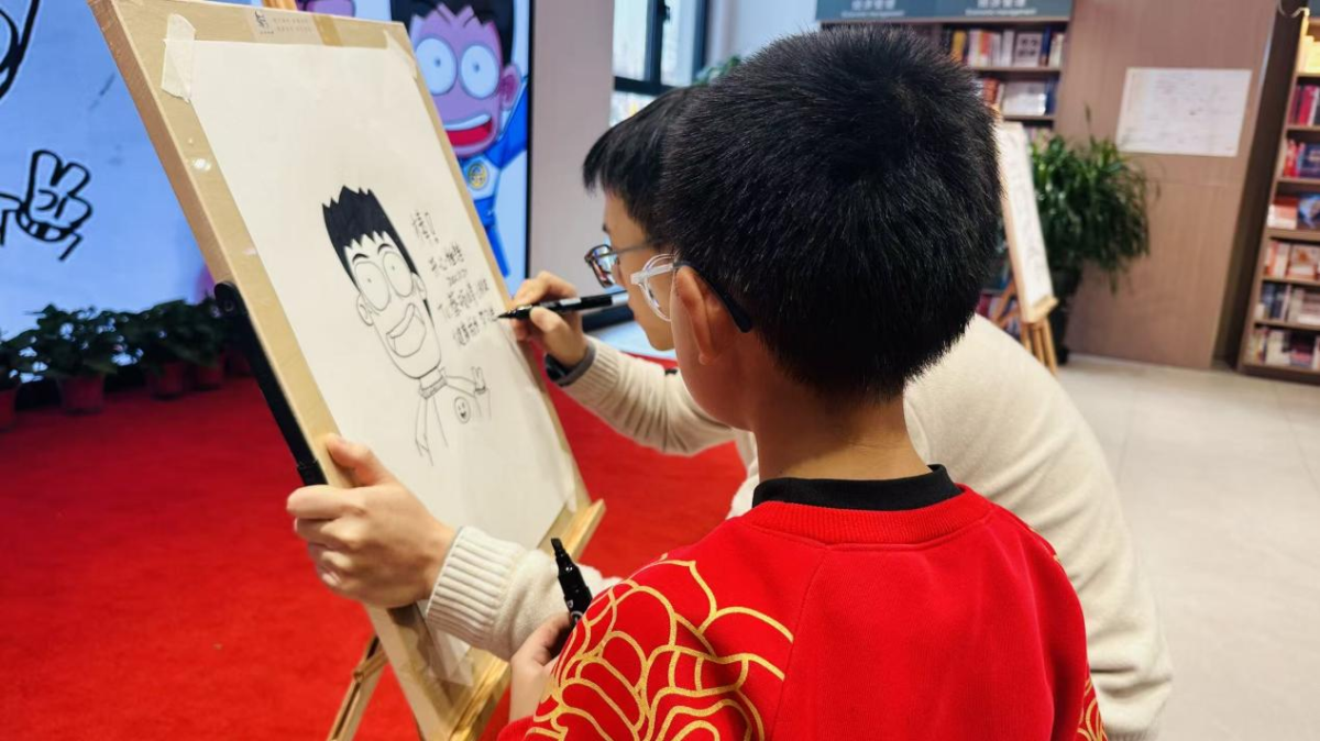 1亿粉丝IP落地校园，《开心锤锤 决斗吧！心理怪》公益行在包头启幕